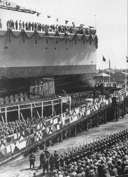 1931_Launch of the Deutschland at Deutsche Werke, Kiel.jpg