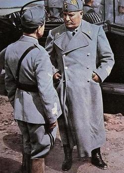 Benito Mussolini, 1943.jpg