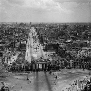 Berlin 1945.jpg