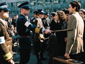 Der-Pianist Jewish ghetto Polizei.jpg
