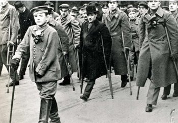 Disabled_Veteran,_Berlin,_December_1918.jpg