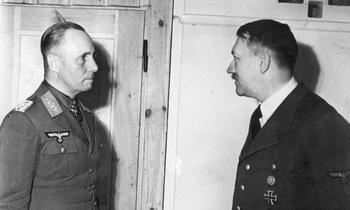 Erwin_Rommel,_Adolf_Hitler.jpg