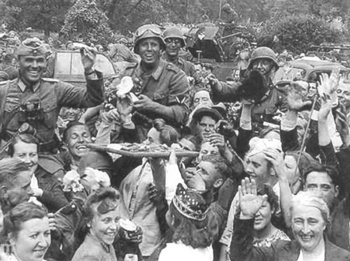German army greeted as liberators . Estonia 1941.jpg