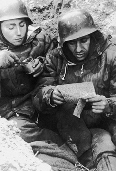 German_soldier_reading_a_letter_from_home3.jpg