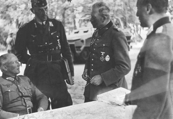 Guderian & von Kluge_1941.jpg