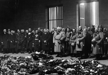 Heroes' Day in Berlin.1934.jpg