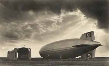 Hindenburg1937-hanger.jpg
