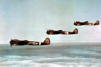 Junkers Ju-88A4 in die Kämpfe eingreifen.jpg