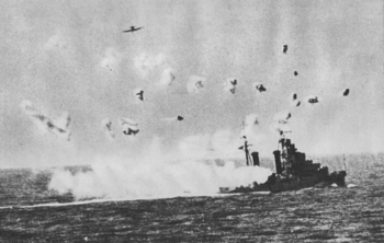 Luftangriff der Achse auf britische Kriegsschiffe im Seegebiet zwischen Cyrenaika und Malta.jpg