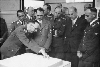 Planung und Aufbau im Osten_Heß und Himmler,Bouhler, Daluege,Konrad Meyer.jpg