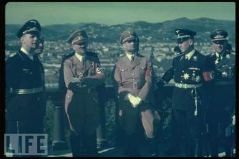 Ribbentrop, Mussolini (almost hidden), Hitler, Hess, Lammers.jpg
