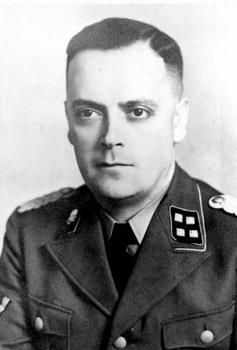 SS-Sturmbannführer_Theodor Eicke.jpg