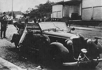 The damaged car of Reinhard Heydrich.jpg
