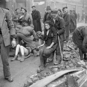 The_British_Army_in_North-west_Europe_Ostarbeiterinnen in Osnabrück, die kurz vor ihrer geplanten Ermordung gerettet wurden, 7. April 1945.jpg