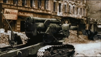 direct-fire-203mm-soviet-wwii-urban-combat.gif