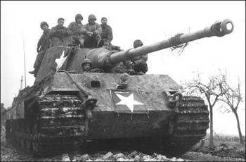 schwere Panzer Abteilung 506 TigerⅡ by American troops.jpg